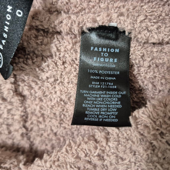 Women's Fashion to Figure Mauve Fuzzy 3pc set size 0X - Picture 11 of 15